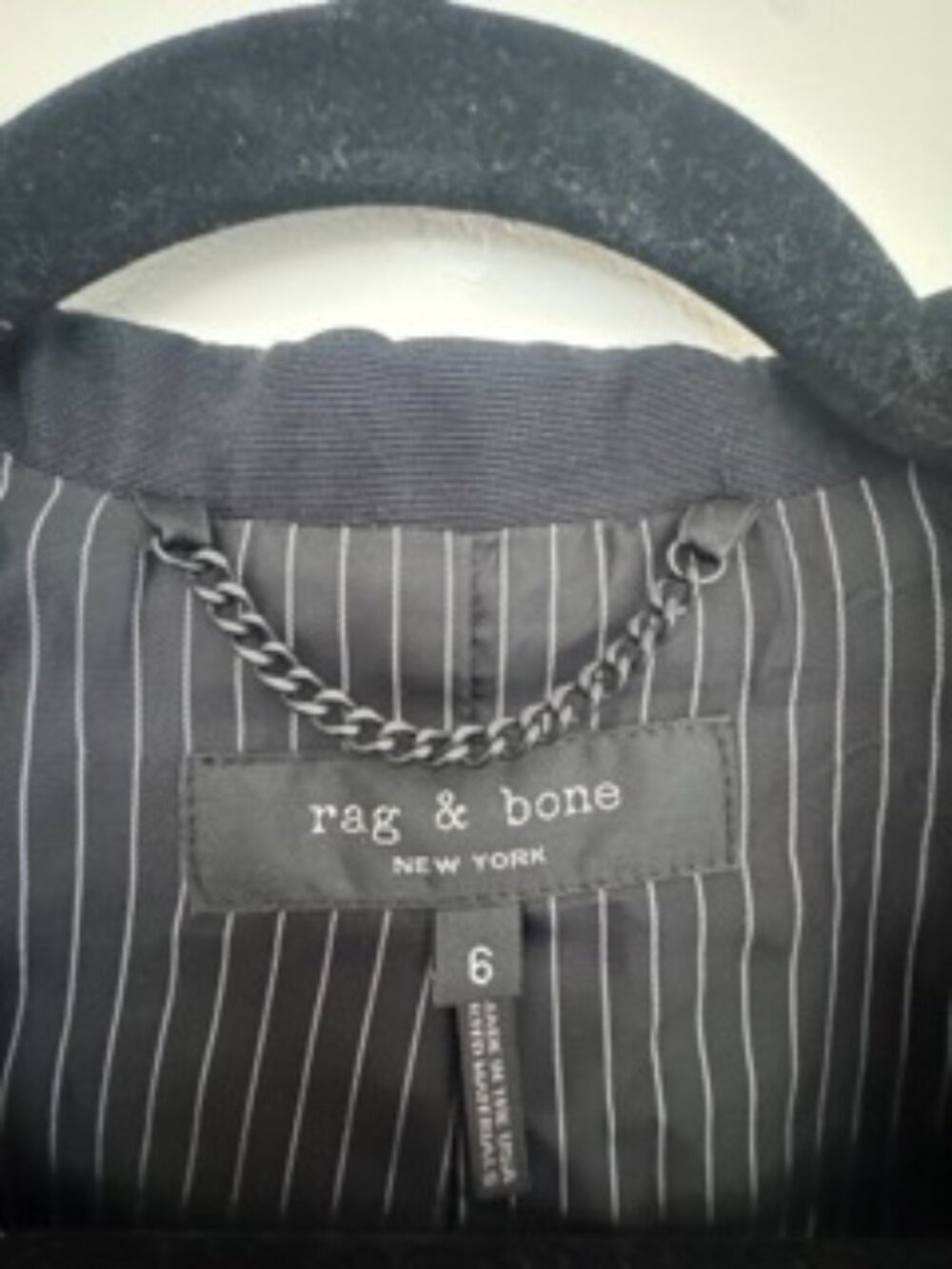 Blazer - Picture 2 of 3